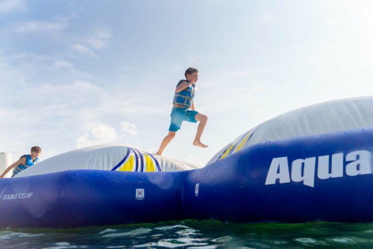 aquaplay-park-waterjump-saverdun-ariege27